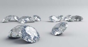 Người phụ nữ phát hiện viên kim cương 100.000 euro trong công viên Crater of Diamonds