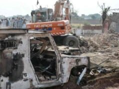 Đánh bom xe vào trạm kiểm soát giết chết ít nhất 15 người ở tây bắc Pakistan: cảnh sát