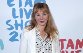 Julie Depardieu: “Anh ấy đang đến…”, những dấu hiệu này được gửi cho anh ấy bởi anh trai anh ấy, Guillaume, người đã qua đời năm 2008