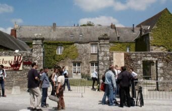 Loire-Atlantique. Ai đã giết bé Jonathan Coulom? 22 năm sau, “người đàn ông mặc đồ đen” ra tòa