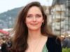Nelly Auteuil: mẹ cô là ai, một nữ diễn viên rất nổi tiếng?