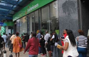 Tòa án từ chối hủy bỏ lệnh chặn việc bán Safaricom vì Vodafone thua giá thầu thoát