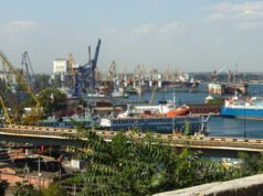 Chiến tranh ở Ukraine: Máy bay không người lái Shahed của Nga tấn công tàu chở hàng Trung Quốc ở Biển Đen