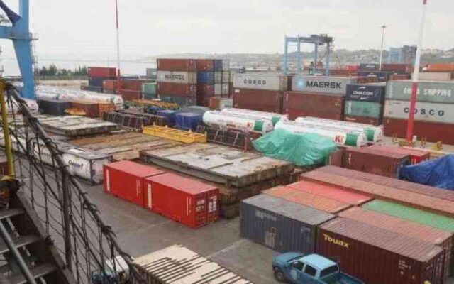 300 container bị đánh cắp từ cảng Mombasa như thế