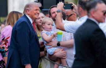 EU đồng ý thực hiện thỏa thuận thương mại với Mỹ sau lời đe dọa của Trump