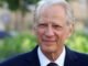 Dominique de Villepin là mục tiêu điều tra vì các bức tượng nhỏ