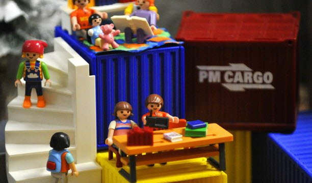 Tủ trưng bày Playmobile mới tại bảo tàng đồ chơi Colmar. Ảnh Nicolas Pinot