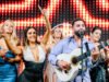 Eva Longoria gây choáng tại Cannes: Bộ váy cổ xẻ XXL, lắc hông bên Kendji Girac gây chấn động
