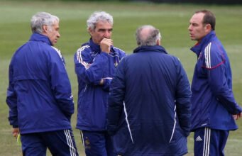 Để xây dựng đội ngũ của mình, Raymond Domenech đã sử dụng… chiêm tinh học