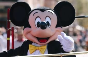 Disneyland thay đổi chủ tịch