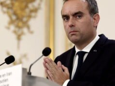 Sébastien Lecornu ở tuyến đầu đối mặt với cuộc khủng hoảng nhiên liệu