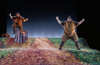 Mất phương hướng “The Gauls” của Marion Aubert