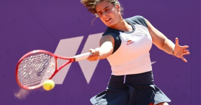 Quốc tế Strasbourg. Emma Navarro người Mỹ đánh bại Victoria