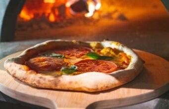 Trước hè, Cdiscount đang giảm giá ấn tượng cho chiếc lò nướng pizza điện này được đánh giá 5/5