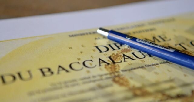 Giáo dục. Bài kiểm tra tú tài chuyên ngành có