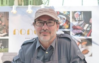 Paul Pairet giải thích lý do luôn đội mũ lưỡi trai, “họ nổi tiếng hơn tôi”