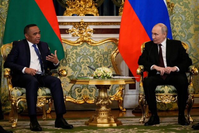 Cuộc đua tới Madagascar đã bắt đầu