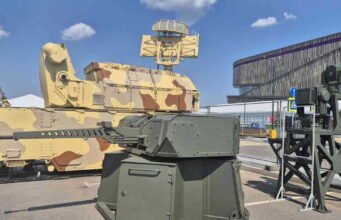 Chiến tranh ở Ukraine: Nga triển khai Thành cổ ZAK-30 để bảo vệ các nhà máy lọc dầu khỏi máy bay không người lái