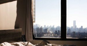 Ngành khách sạn: Người giúp việc trong các khách sạn sang trọng ở New York sẽ sớm được trả 100.000 USD mỗi năm