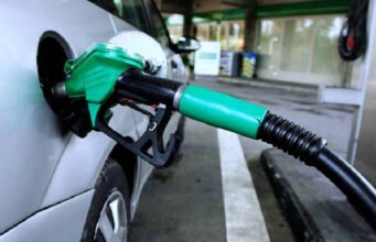 Lô hàng diesel đang được giám sát chặt chẽ khi các chuyên gia báo cáo việc kiểm tra nhiên liệu bất thường