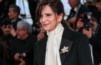 Juliette Binoche hối hận vì dùng từ “phát xít”
