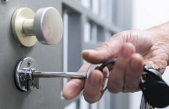88.654 người bị giam giữ trong tháng 5, một kỷ lục mới