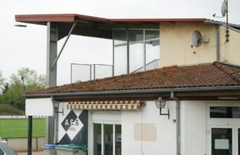 Betschdorf. Nhận xét phân biệt chủng tộc đối với một huấn luyện viên bóng đá: một cầu thủ bị Quận Alsace đình chỉ một năm