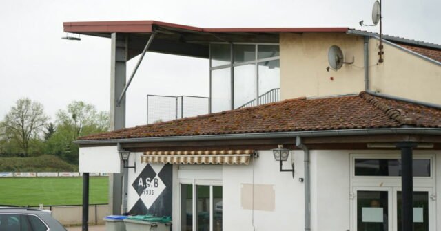 Betschdorf. Nhận xét phân biệt chủng tộc đối với một
