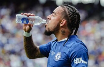 Bóng đá. Nắng nóng khủng khiếp, bão tố, cầu thủ kiến nghị… World Cup cũng lo ngại thời tiết