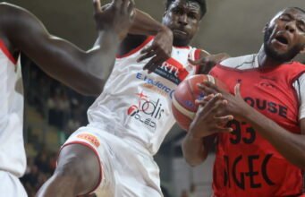 Bóng rổ. Quốc gia 1: Mulhouse Mustangs thống trị Tours và lọt vào bán kết play-off