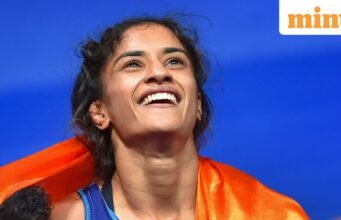 Câu nói trong ngày của Vinesh Phogat: “Tôi không thể đoán trước được tương lai sẽ ra sao… nhưng tôi sẽ tiếp tục chiến đấu…”