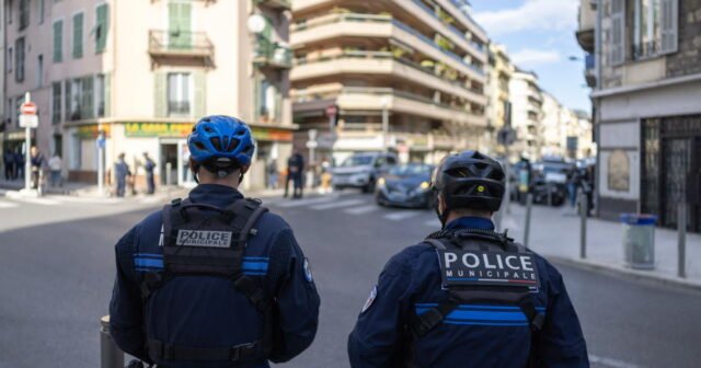 Chính sách. Nantes, Grenoble... bạo lực liên quan đến buôn