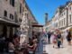 Croatia. Các thành phố có thể cấm bán rượu vào ban đêm để chống du khách say rượu