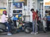 Giá xăng và dầu diesel hôm nay: Giá nhiên liệu ở Delhi, Mumbai, Bengaluru và Kolkata vào ngày 18 tháng 5 sau khi tăng ₹3/lít