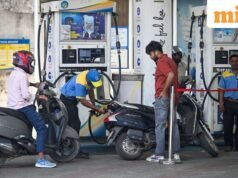 Giá xăng và dầu diesel hôm nay: Giá nhiên liệu ở Delhi, Mumbai, Bengaluru và Kolkata vào ngày 18 tháng 5 sau khi tăng ₹3/lít