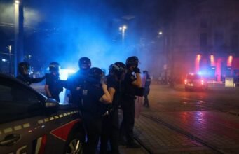 Giải vô địch. Sau đăng quang của PSG, vụ bắt giữ ở Mulhouse và tình trạng thái quá ở Strasbourg