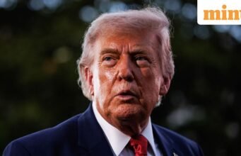 Lệnh của Donald Trump tăng cường kiểm soát ngân hàng đối với người không phải là công dân ở Hoa Kỳ, từ bỏ việc thu thập thông tin công dân