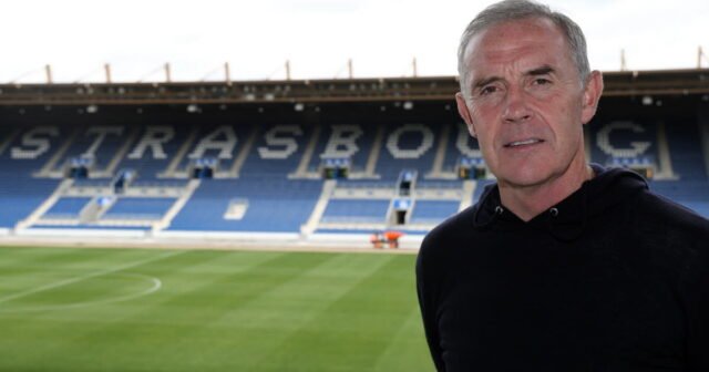 Ligue 1 Cựu tuyển thủ Scotland, cựu cầu thủ Glasgow