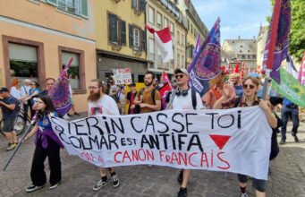 Một trăm người biểu tình ở Colmar phản đối bữa tiệc Canon của Pháp