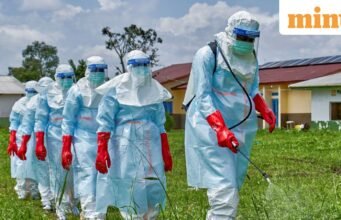 Người giải thích Mint: Tại sao Ấn Độ tăng cường xét nghiệm Ebola?