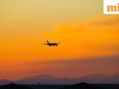 Phi công Jet2 bị đau tim khi đang bay ở độ cao 30.000 feet, phi công kinh hoàng nhớ lại: ‘Đèn bắt đầu nhấp nháy…’
