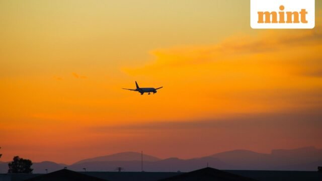 Phi công Jet2 bị đau tim khi đang bay ở