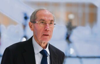 Phiên tòa tài trợ Libya: “Sự vắng mặt của Claude Guéant đã được Nicolas Sarkozy lợi dụng”
