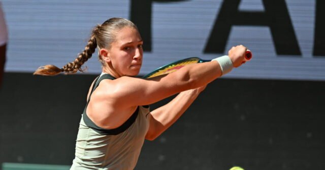 Roland-Garros Diane Parry sẽ diễn ra vào thứ Hai, Swiatek