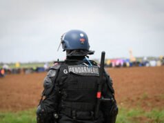 Sainte-Soline: “Libération” và Mediapart đang thực hiện công việc mà IGGN bỏ rơi, nhưng Laurent Nuñez “muốn hỗ trợ các hiến binh và cảnh sát”