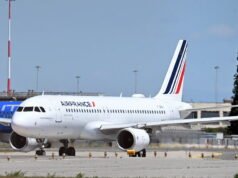 Sức khỏe. Dịch Ebola mới: chuyến bay Paris-Detroit dừng ở Montreal để đón một người Congo