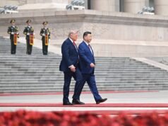 Tập Cận Bình ca ngợi kỷ nguyên mới của ‘quan hệ chiến lược’, cảnh báo Donald Trump về Đài Loan