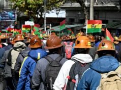 Thủ đô bị phong tỏa và hàng nghìn trẻ vị thành niên trên đường phố: ở Bolivia, áp lực lên Tổng thống Rodrigo Paz ngày càng gia tăng