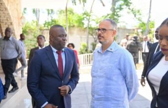 Thủ tướng thăm các trung tâm tư pháp chuyên ngành trước khi khánh thành Tin tức mới nhất từ Haiti: Chính trị, An ninh, Kinh tế, Văn hóa.