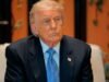 Trump tham gia hàng loạt giao dịch chứng khoán
